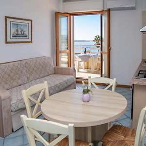 Superior One-Bedroom Apartment Sea View